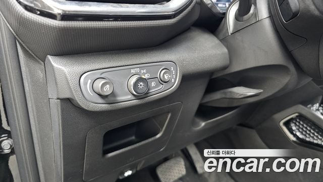 Chevrolet Korea Trailblazer 2022 — photo 25