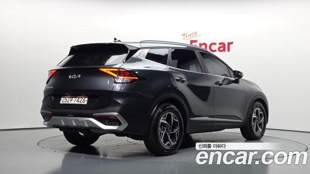 Kia Sportage 2022 — photo 2