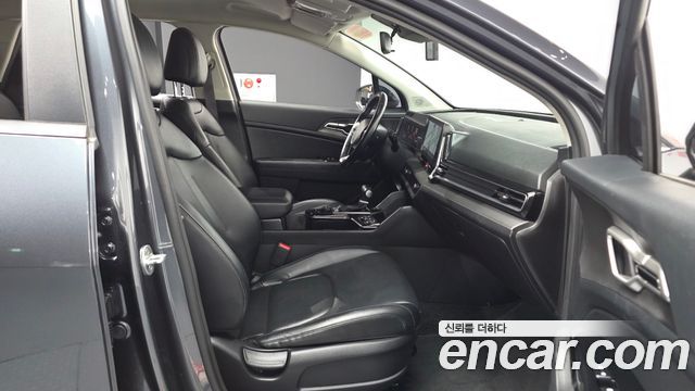 Kia Sportage 2022 — photo 17