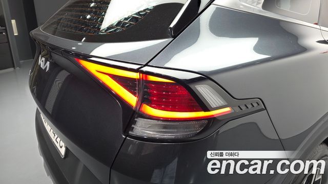 Kia Sportage 2022 — photo 9
