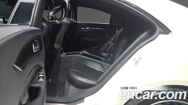 Mercedes-Benz CLS-Class 2015 — photo 18