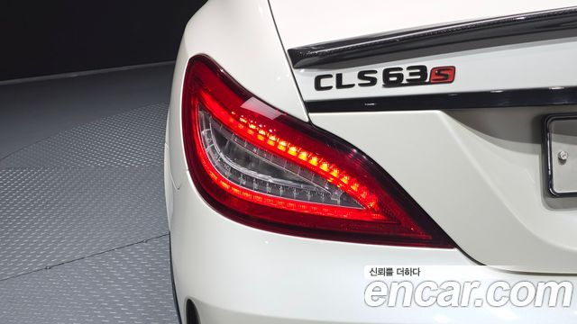Mercedes-Benz CLS-Class 2015 — photo 9