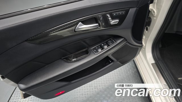 Mercedes-Benz CLS-Class 2015 — photo 14