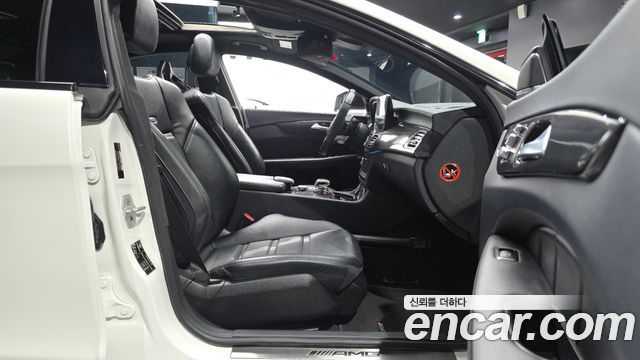 Mercedes-Benz CLS-Class 2015 — photo 16