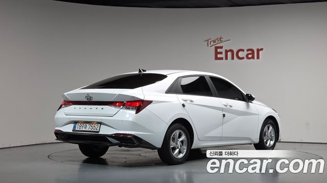 Hyundai AVANTE 2021 — photo 2
