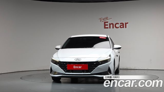 Hyundai AVANTE 2021 — photo 3
