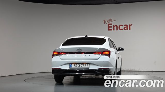 Hyundai AVANTE 2021 — photo 4