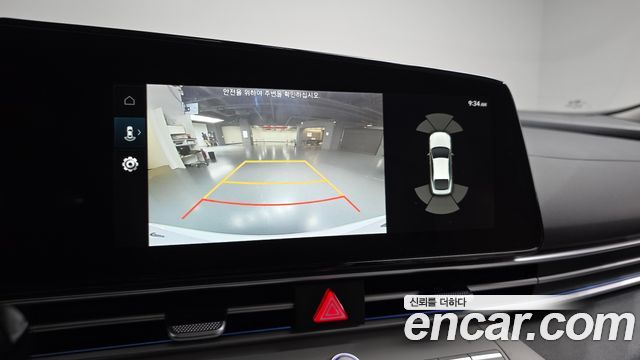 Hyundai AVANTE 2021 — photo 21