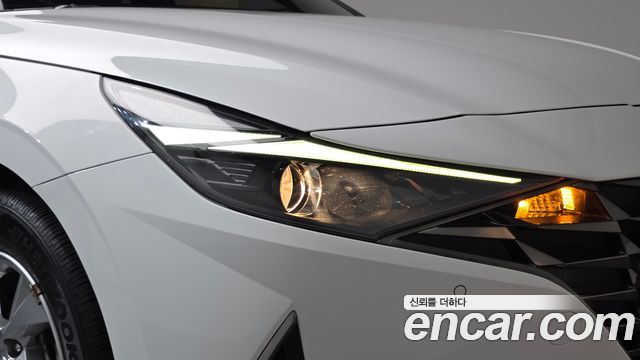 Hyundai AVANTE 2021 — photo 8