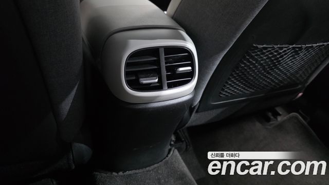 Hyundai AVANTE 2021 — photo 30