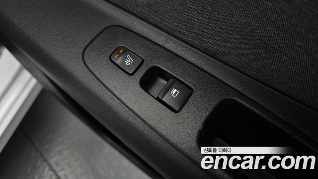 Hyundai AVANTE 2021 — photo 31