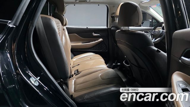 Hyundai Santafe 2020 — photo 11