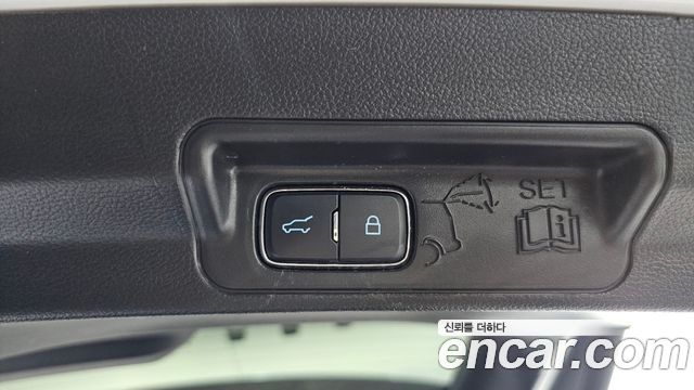Ford Explorer 2021 — photo 20