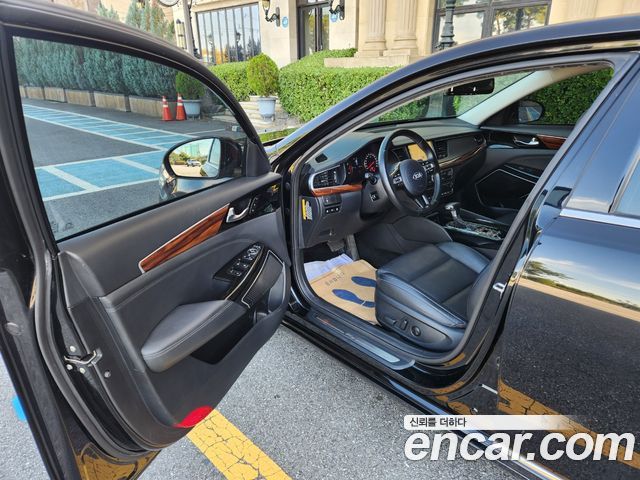 Kia K7 2016 — photo 9