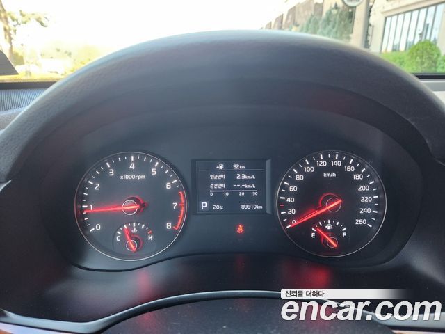 Kia K7 2016 — photo 14