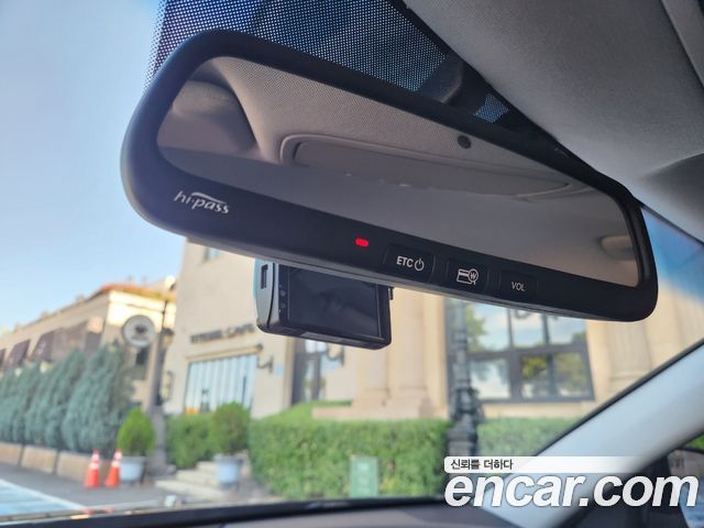 Kia K7 2016 — photo 17