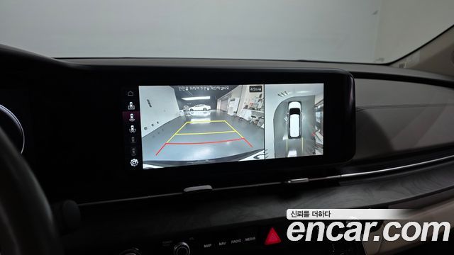 Kia Canival 2023 — photo 14