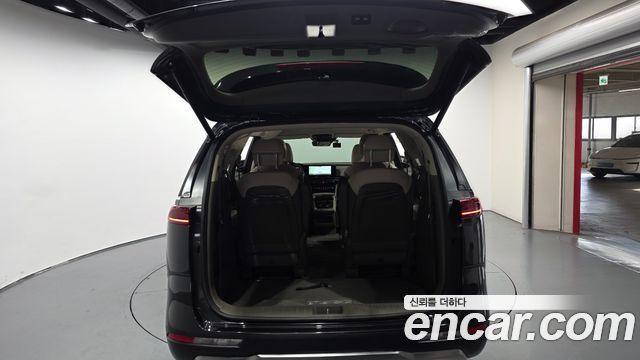 Kia Canival 2023 — photo 20