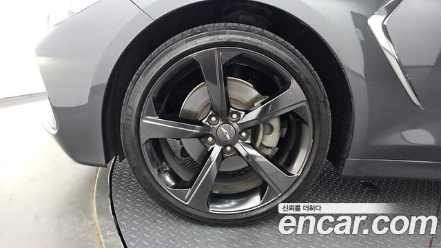 Genesis G70 2020 — photo 5