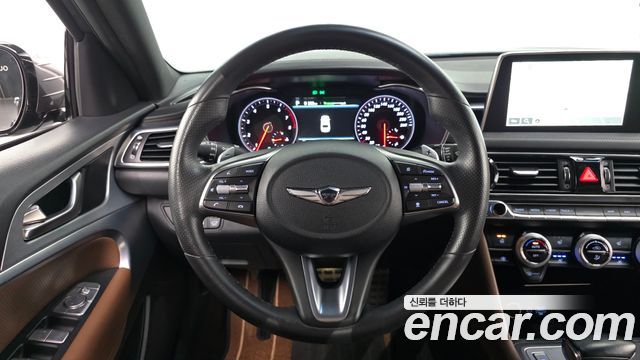 Genesis G70 2020 — photo 12