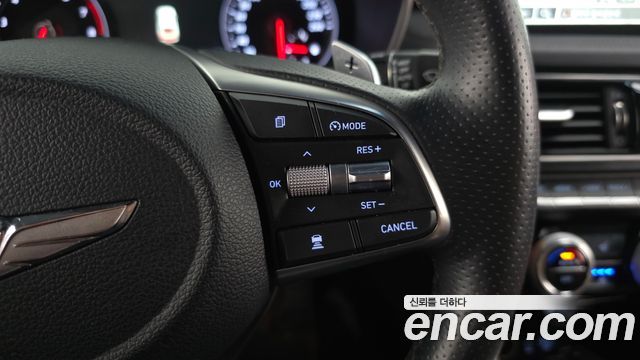 Genesis G70 2020 — photo 18
