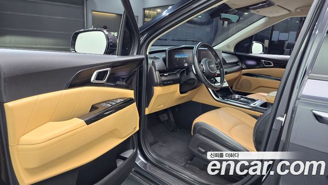 Kia Canival 2022 — photo 10
