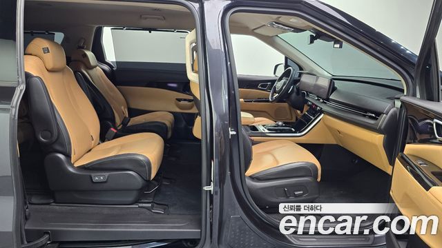 Kia Canival 2022 — photo 11