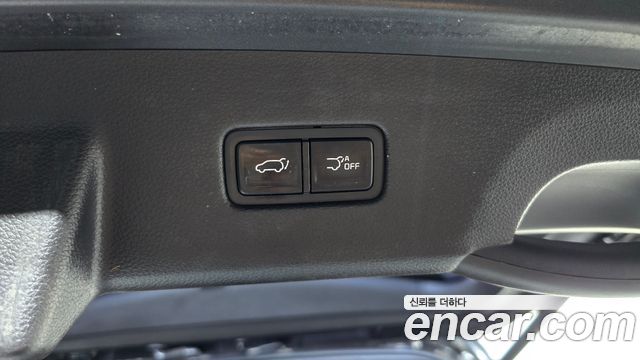 Kia Canival 2022 — photo 16
