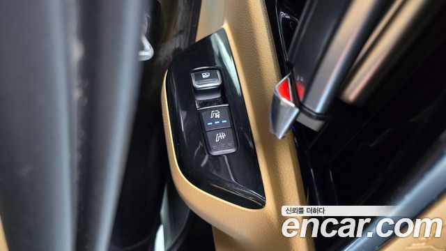 Kia Canival 2022 — photo 18