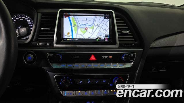 Hyundai Sonata 2019 — photo 18