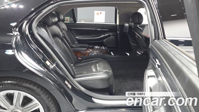 Genesis EQ900 2016 — photo 18