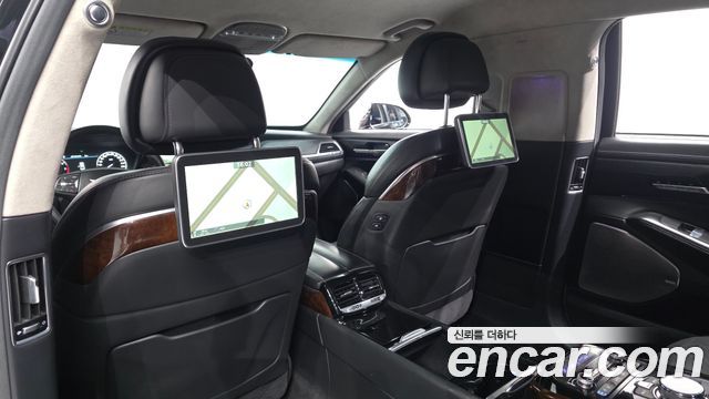 Genesis EQ900 2016 — photo 24