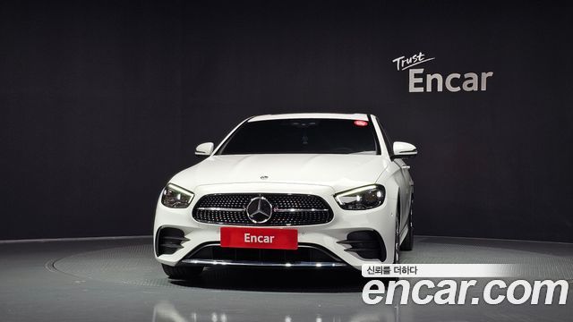 Mercedes-Benz E-Class 2021 — photo 3
