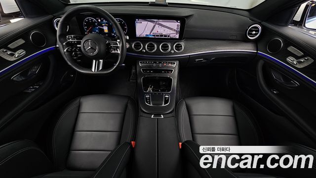 Mercedes-Benz E-Class 2021 — photo 10
