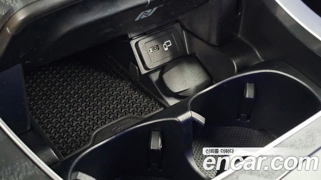 Mercedes-Benz E-Class 2021 — photo 35