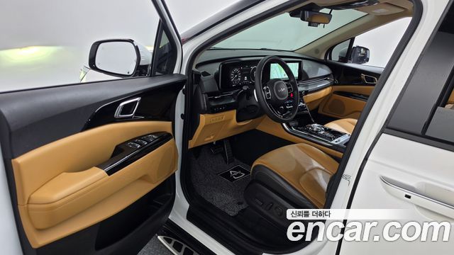 Kia Canival 2022 — photo 13