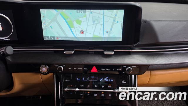 Kia Canival 2022 — photo 19