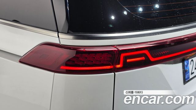 Kia Canival 2022 — photo 9