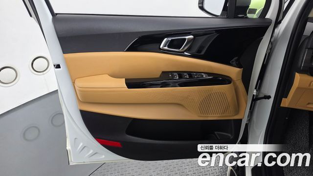 Kia Canival 2022 — photo 14
