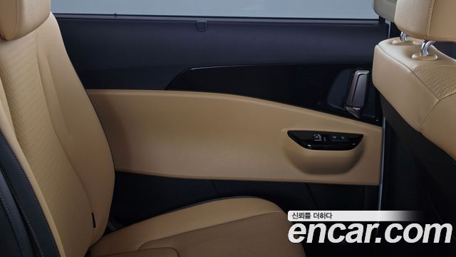 Kia Canival 2022 — photo 15