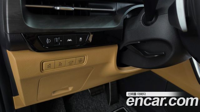 Kia Canival 2022 — photo 28