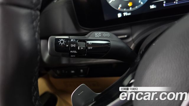 Kia Canival 2022 — photo 30