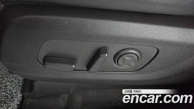 Kia Canival 2022 — photo 31