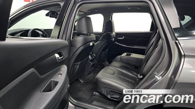 Hyundai Santafe 2019 — photo 18