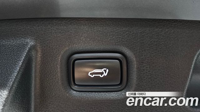 Hyundai Santafe 2019 — photo 24