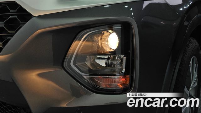 Hyundai Santafe 2019 — photo 8