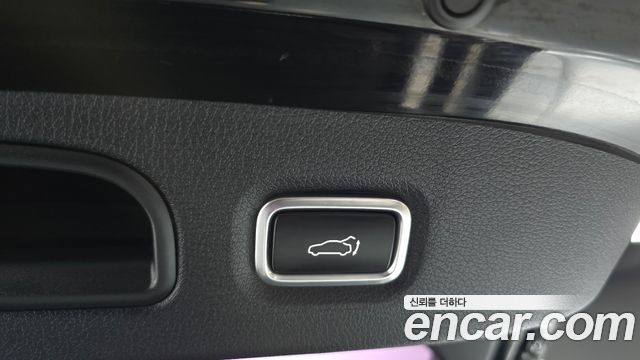 Kia Stinger 2022 — photo 23
