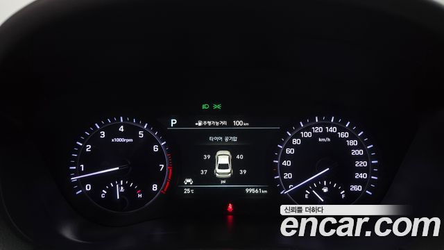 Genesis G80 2018 — photo 8