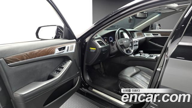 Genesis G80 2018 — photo 10
