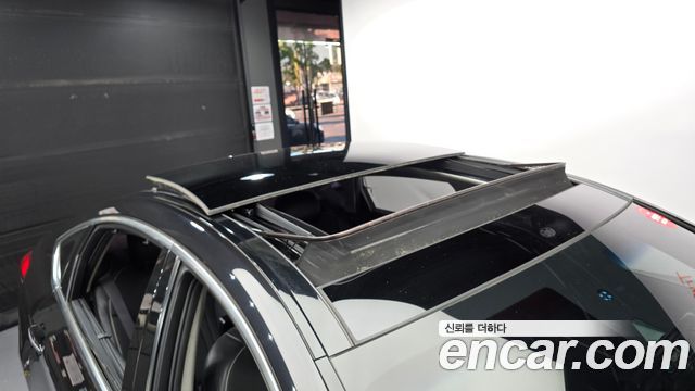 Genesis G80 2018 — photo 16